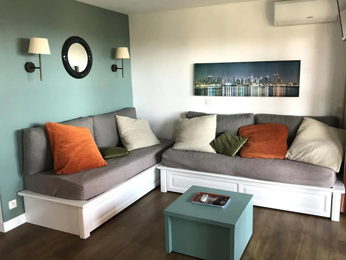 Saint-Raphaël Appartement 3 Pieces Avec Grande Terrasse, Climatisation, Piscine Et Parking - Fr-1-504-659
